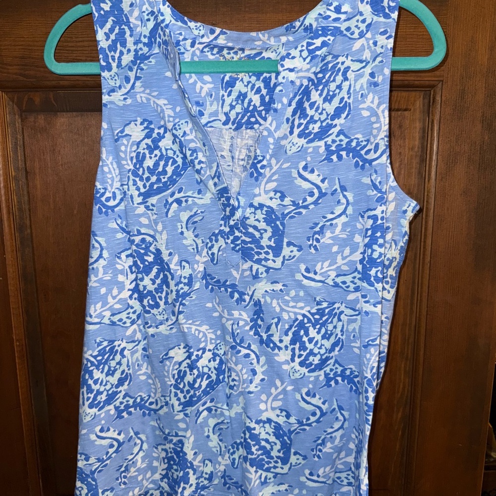 Lilly Pulitzer Blue and White Patterned Top